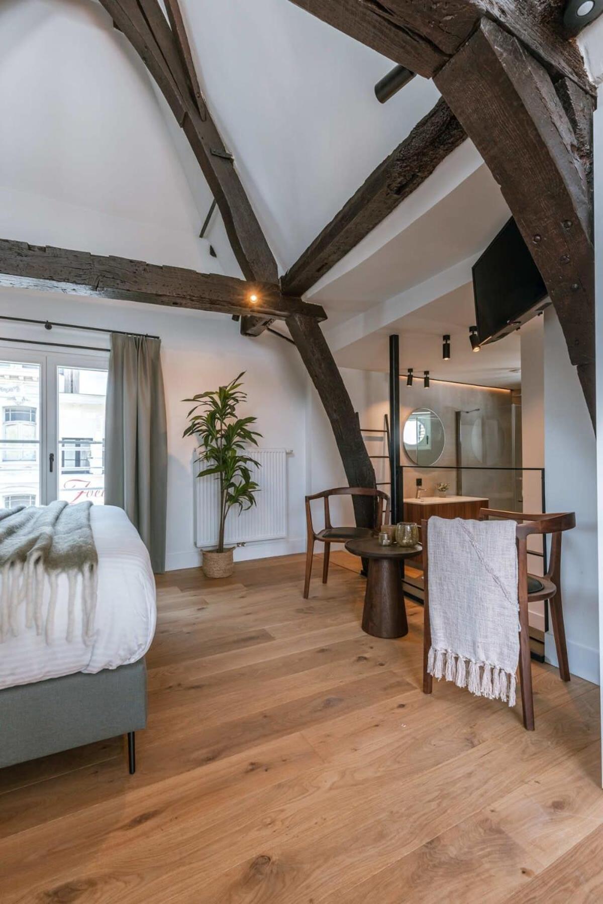 Appartamento Huswell - Urban Getaway In The Heart Of Anversa Esterno foto